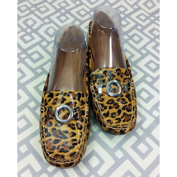 naturalizer leopard print shoes